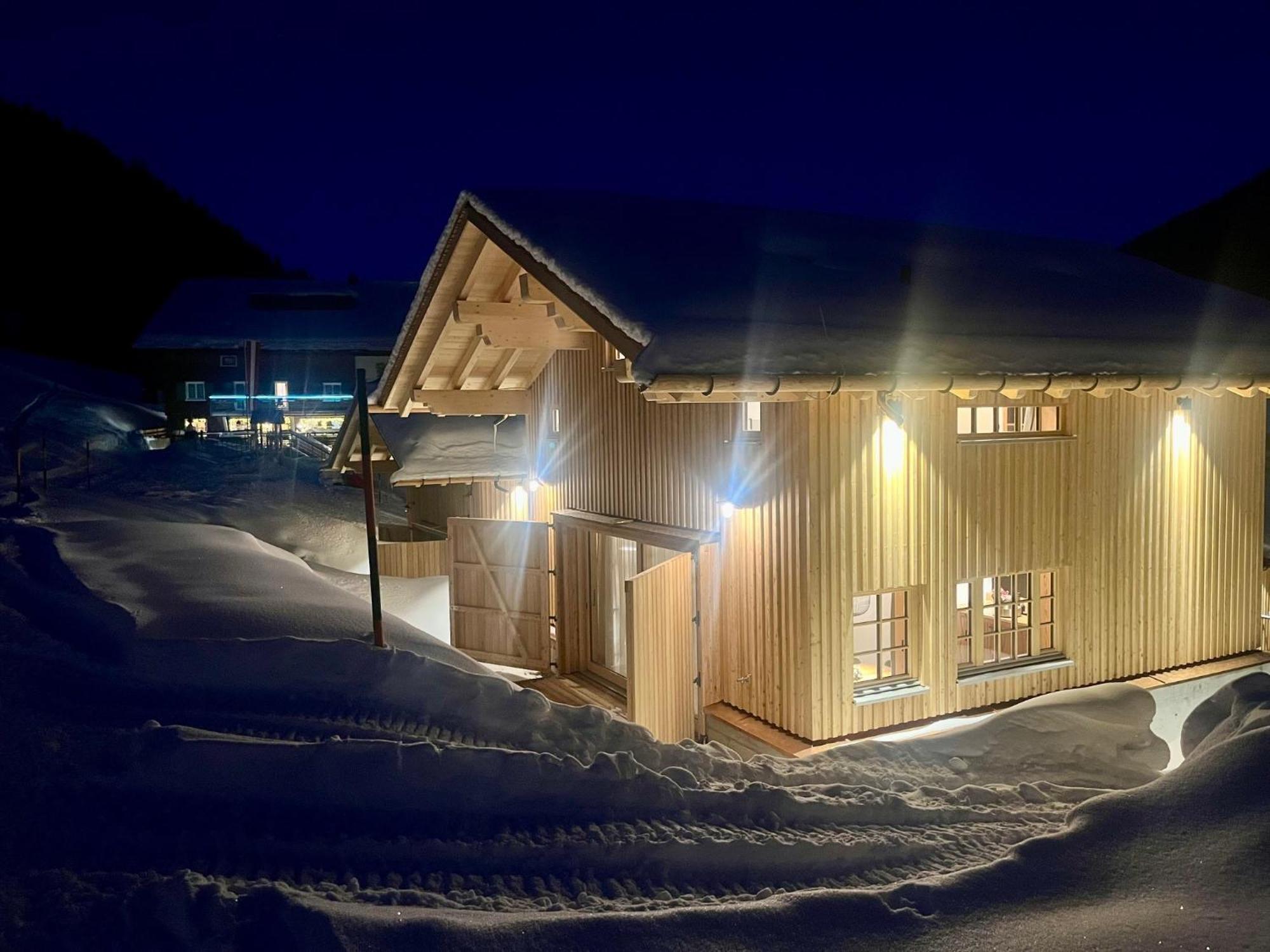 Hotel Alpenrose การ์กเอลเลิน ภายนอก รูปภาพ