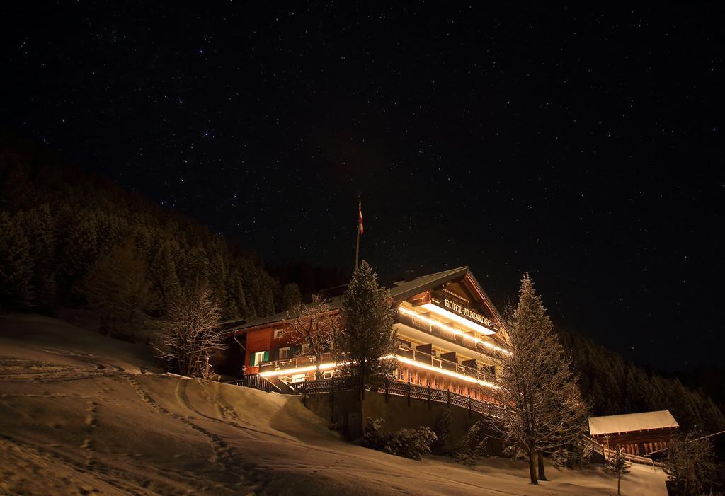 Hotel Alpenrose การ์กเอลเลิน ภายนอก รูปภาพ